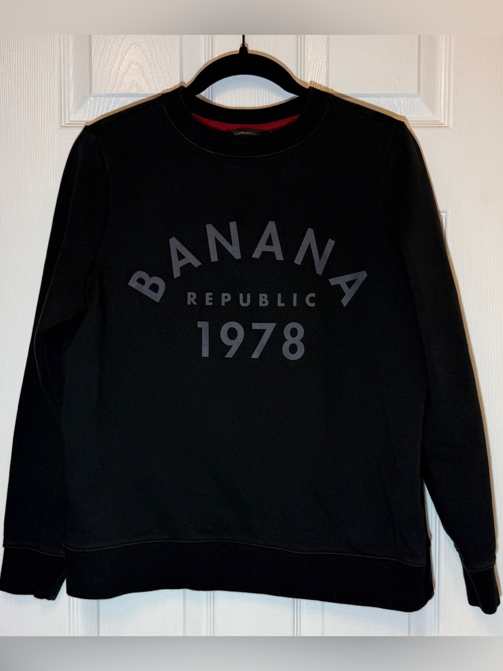 Banana Republic Black Crewneck Sweatshirt with 1978 Graphic